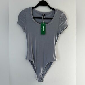 NWT Ribbed Scoop Neck Short Sleeve Bodysuit in Baby Blue, Small